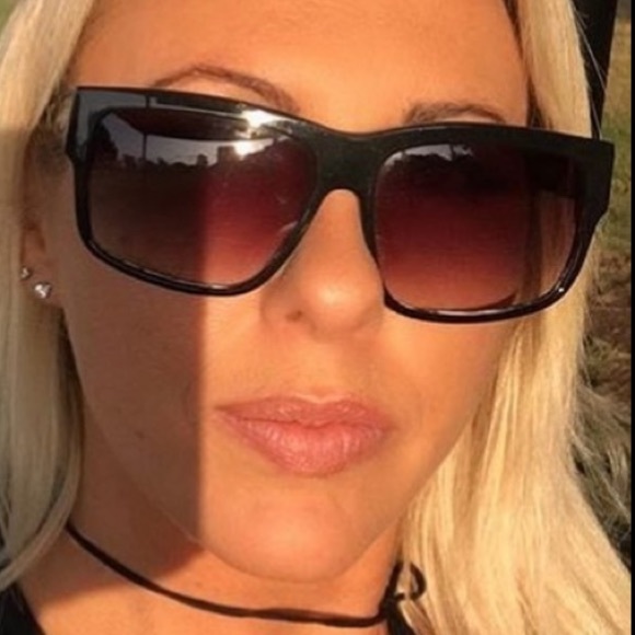 FREE FLYING Fly Girls Sunglasses 🖤 - Picture 6 of 11